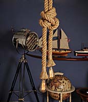 AL003 Rope Pendant Lamp - Two Bulbs 