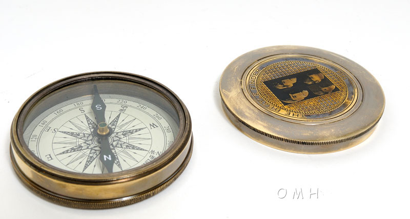 ND003 Beetles Compass w leather case ND003L01.jpg
