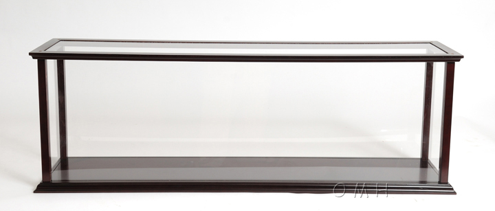 P016 Display Case for Cruise Liner Mid P016L01.JPG
