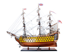 T101F1 Ultimate HMS Victory Combo: A Model Ship and Classic Hat 