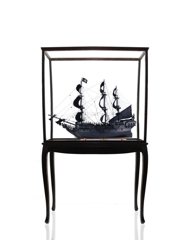 T295B Black Pearl Pirate Ship Large With Floor Display Case T295BL01.jpg